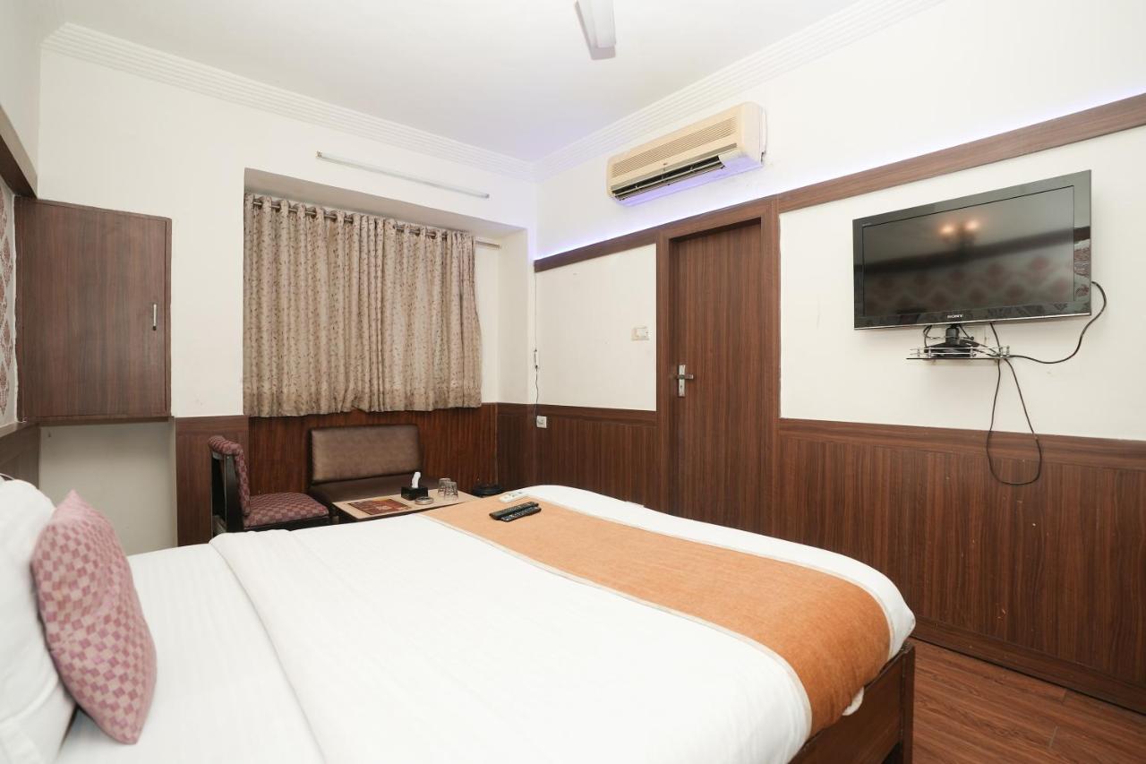 Hotel Neelkiran Navi Mumbai Zewnętrze zdjęcie